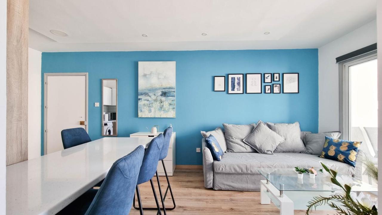 לרנקה Modern Retreat: 2Br Stylish Apt With Comfy Rooms! Smart Tv With 200Mbps Internet מראה חיצוני תמונה